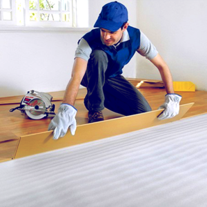SERVIÇO DE INSTALAÇÃO DE PISO LAMINADO ( Valor do Metro)