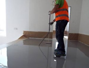 APLICAÇÃO DE MASSA AUTO NIVELANTE ( valor do Metro )