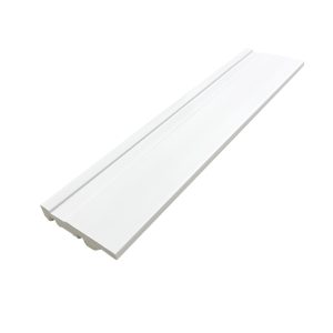 RODAPÉ 7CM BRANCO COM FRISO POLIESTIRENO BARRA COM 2,40M 15MM 7CM